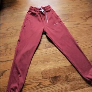 NVGTN Joggers Wine Red | Small | Scrunch Seamless Lounge Pants.